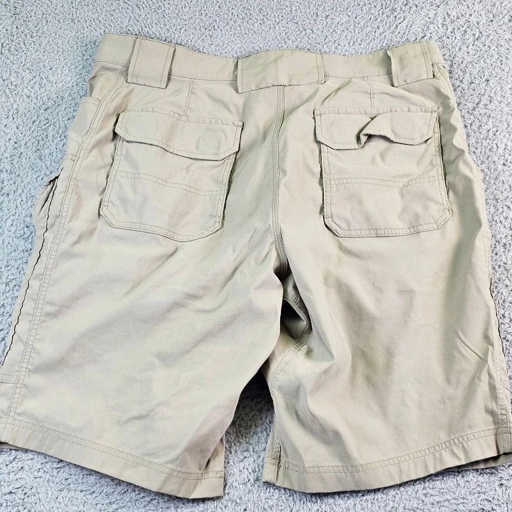 Duluth Trading Co Cargo Shorts Mens 38 Beige Nylon  Outdoor Dry On The Fly